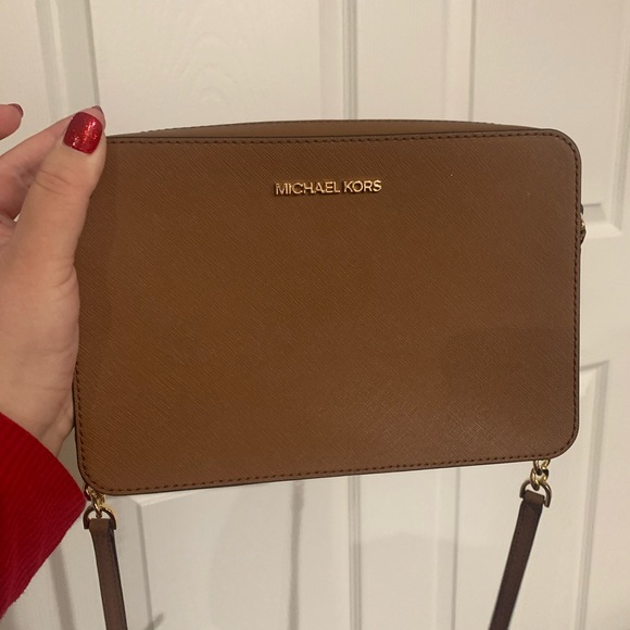 Michael Kors Jet Set Item Large East West Zip Crossbody Leather light brown - Picture 3 of 7